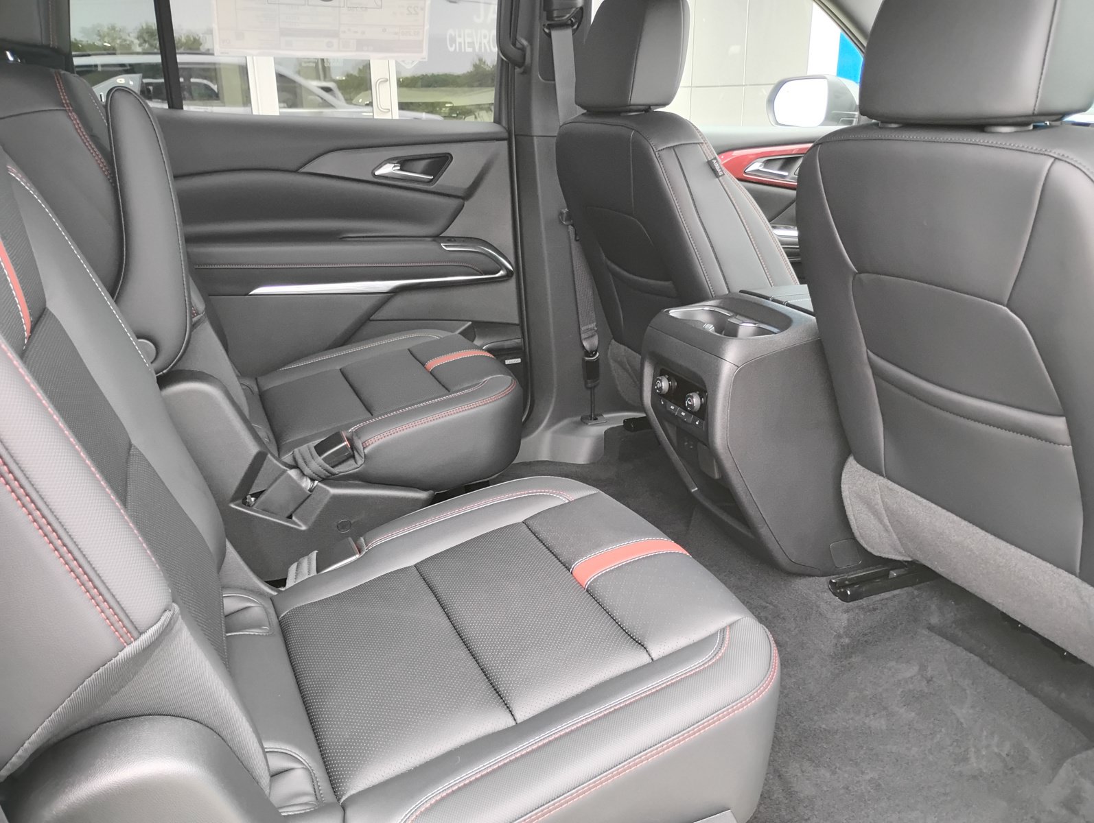 New 2026 Chevrolet Traverse RS FWD image 28