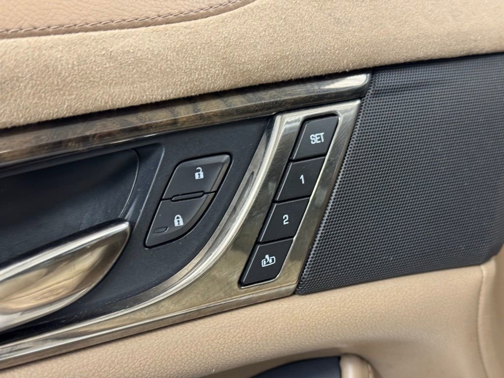 Used 2015 Cadillac CTS Luxury image 9