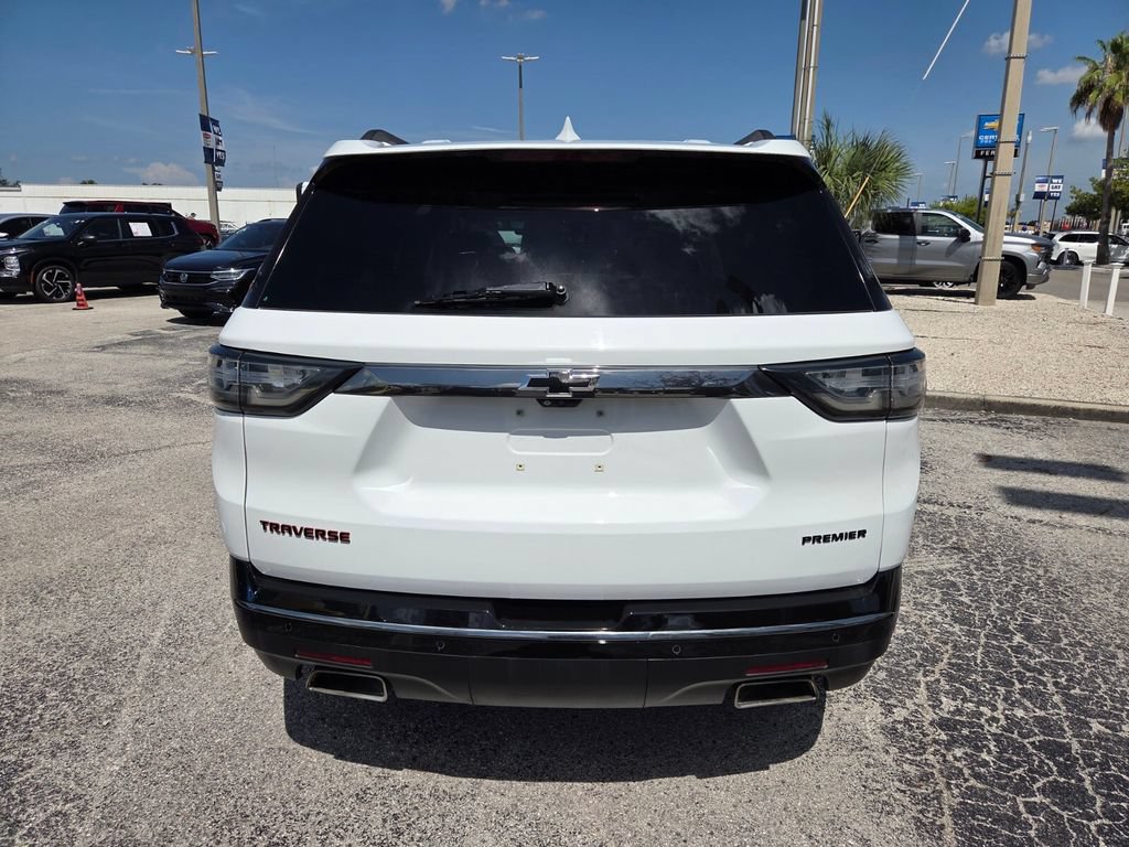 Used 2020 Chevrolet Traverse Premier w/ Redline Edition FWD image 13