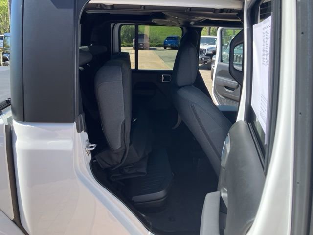 Used 2024 Jeep Gladiator Sport image 17
