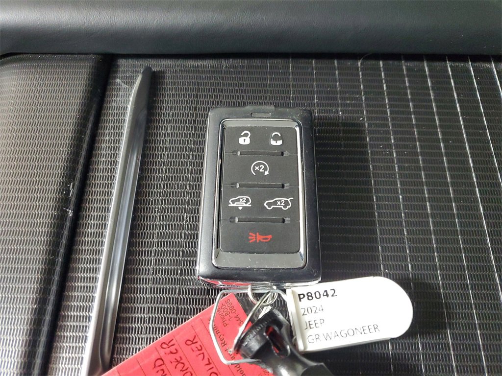 Used 2024 Jeep Grand Wagoneer L Series II w/ Quick Order Packagew 28T image 27