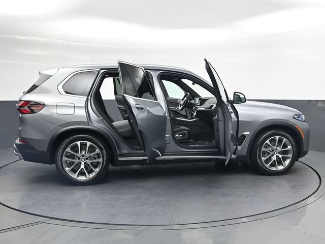 New 2026 BMW X5 xDrive50e AWD/4WD image 37