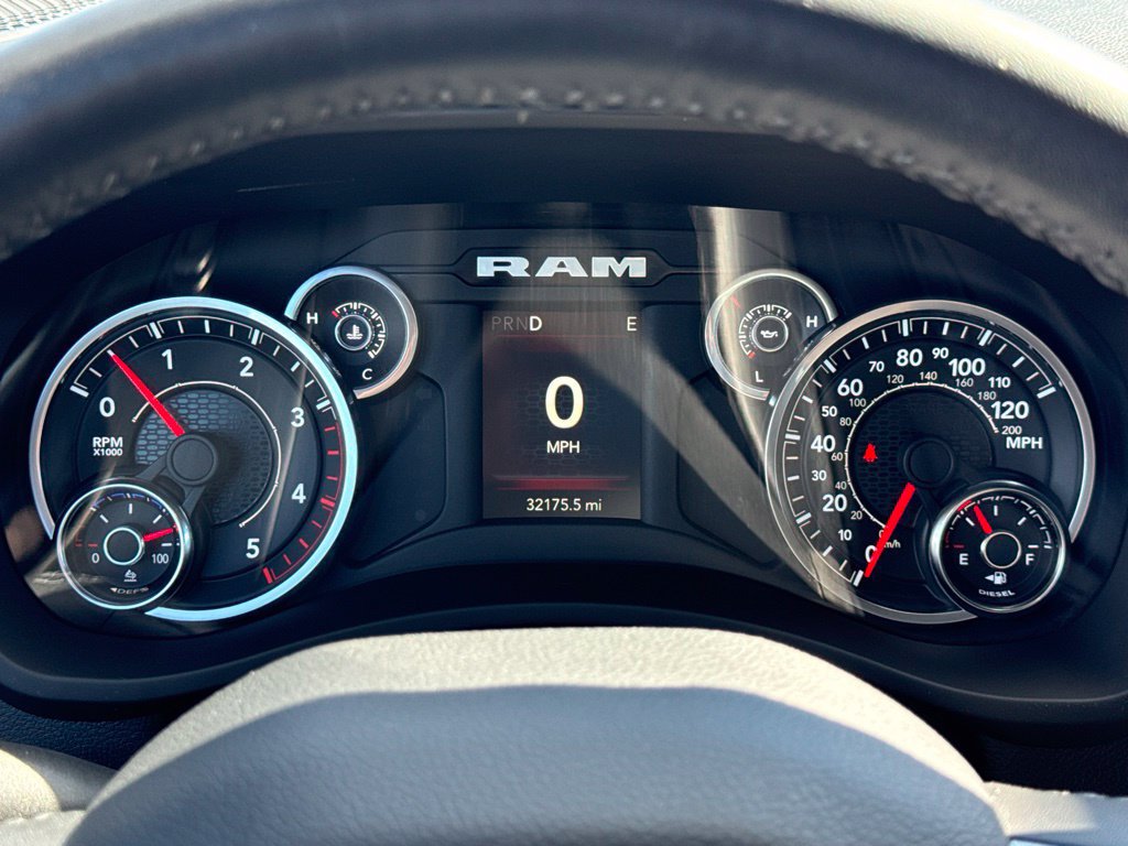 Used 2024 RAM 2500 Big Horn AWD/4WD image 21