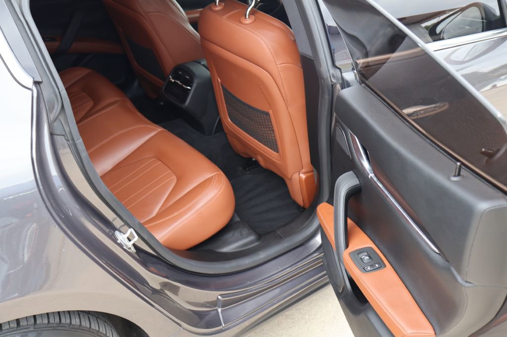 Used 2017 Maserati Ghibli RWD image 18