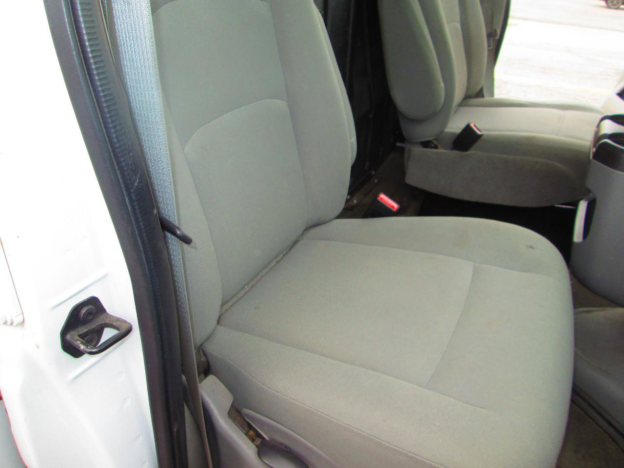 Used 2012 Ford E-250 and Econoline 250 w/ Commercial Cargo Van Pkg RWD image 6