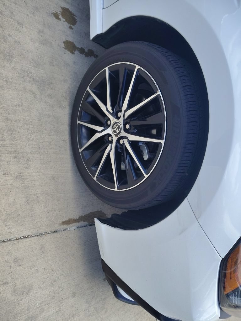 Used 2023 Toyota Camry SE FWD image 16