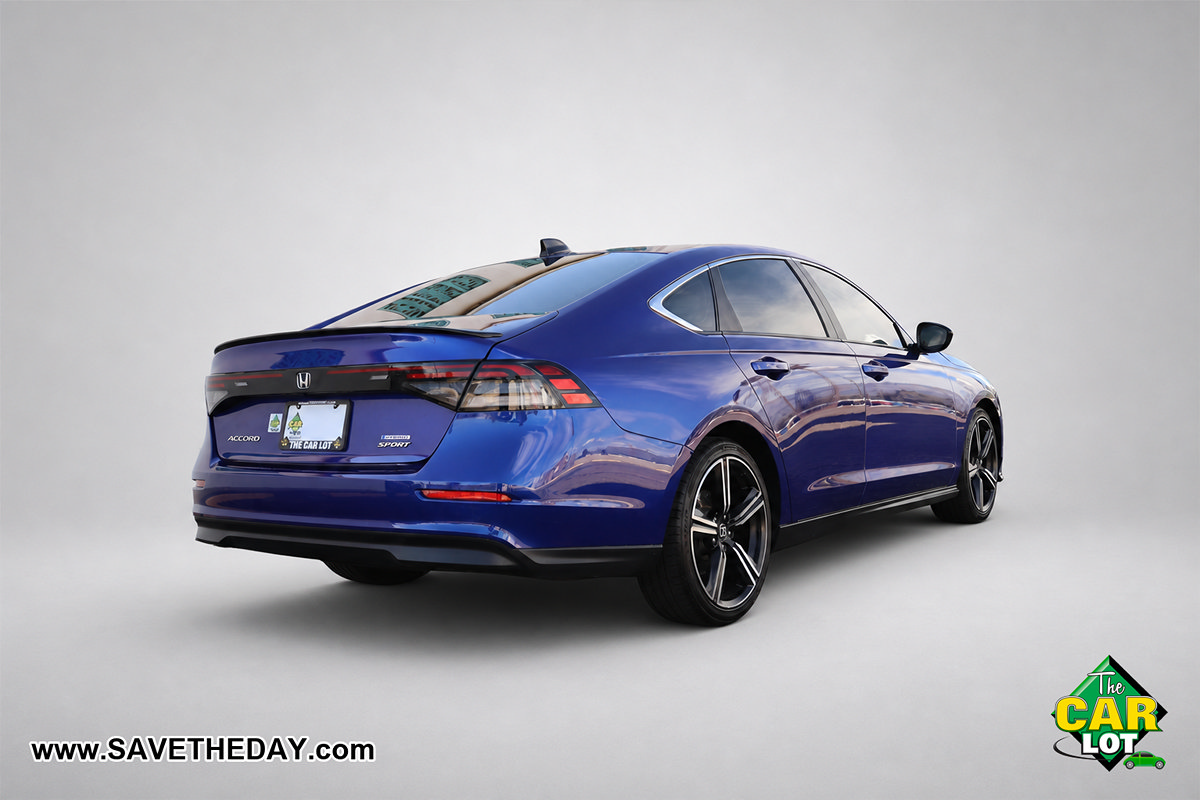 Used 2023 Honda Accord Sport image 8