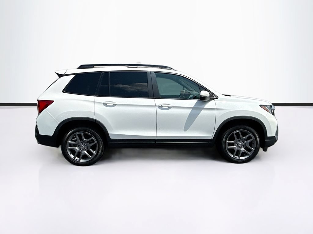 Used 2023 Honda Passport EX-L image 10