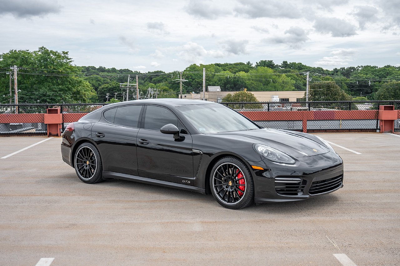 Used 2015 Porsche Panamera GTS AWD/4WD image 5