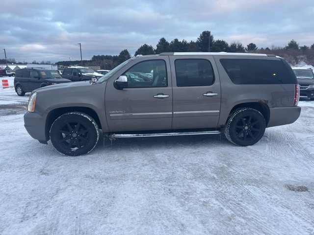 Used 2013 GMC Yukon XL Denali image 2