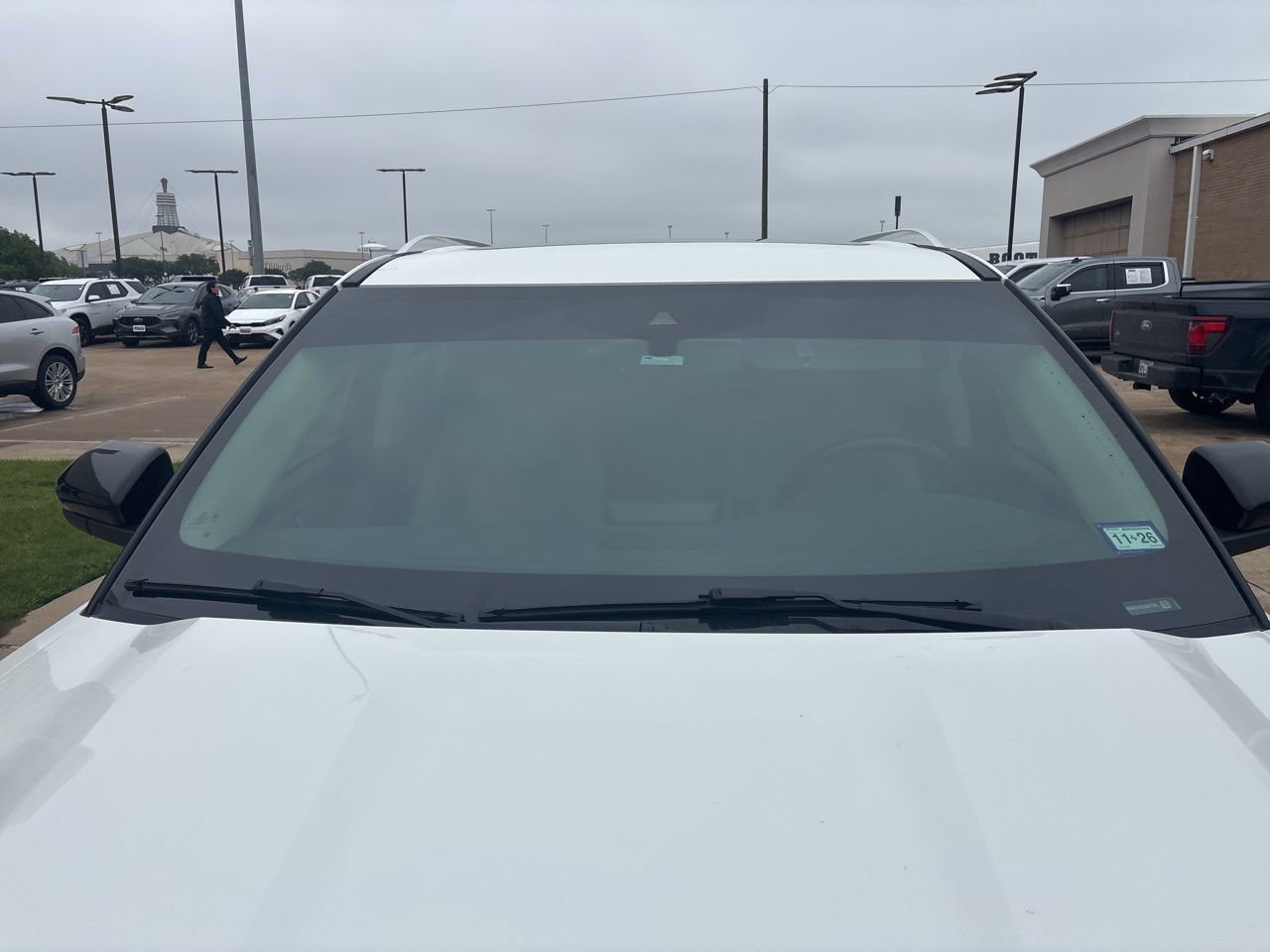 Used 2020 Ford Explorer Limited w/ Class III Trailer Tow Package AWD/4WD image 5