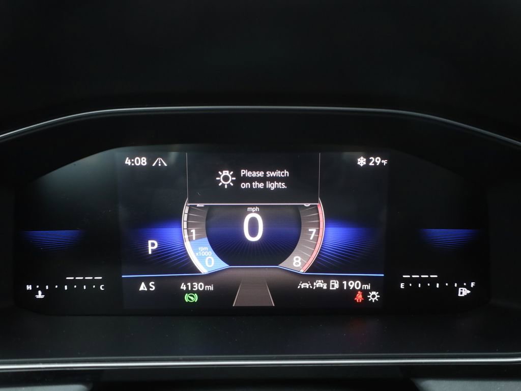 Used 2025 Volkswagen Jetta SE w/ Sunroof Package image 36