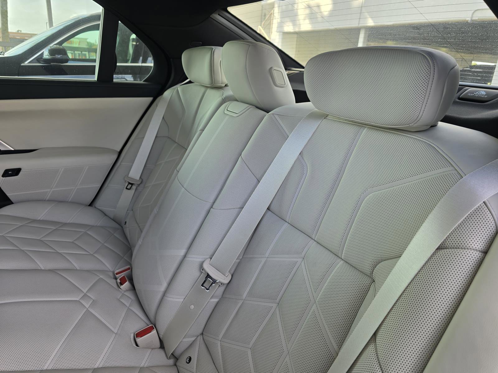 New 2025 BMW 760i xDrive image 13