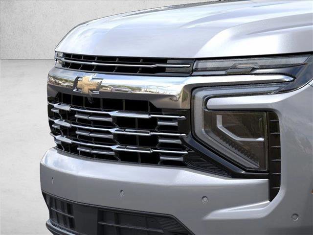 New 2025 Chevrolet Suburban Premier image 13