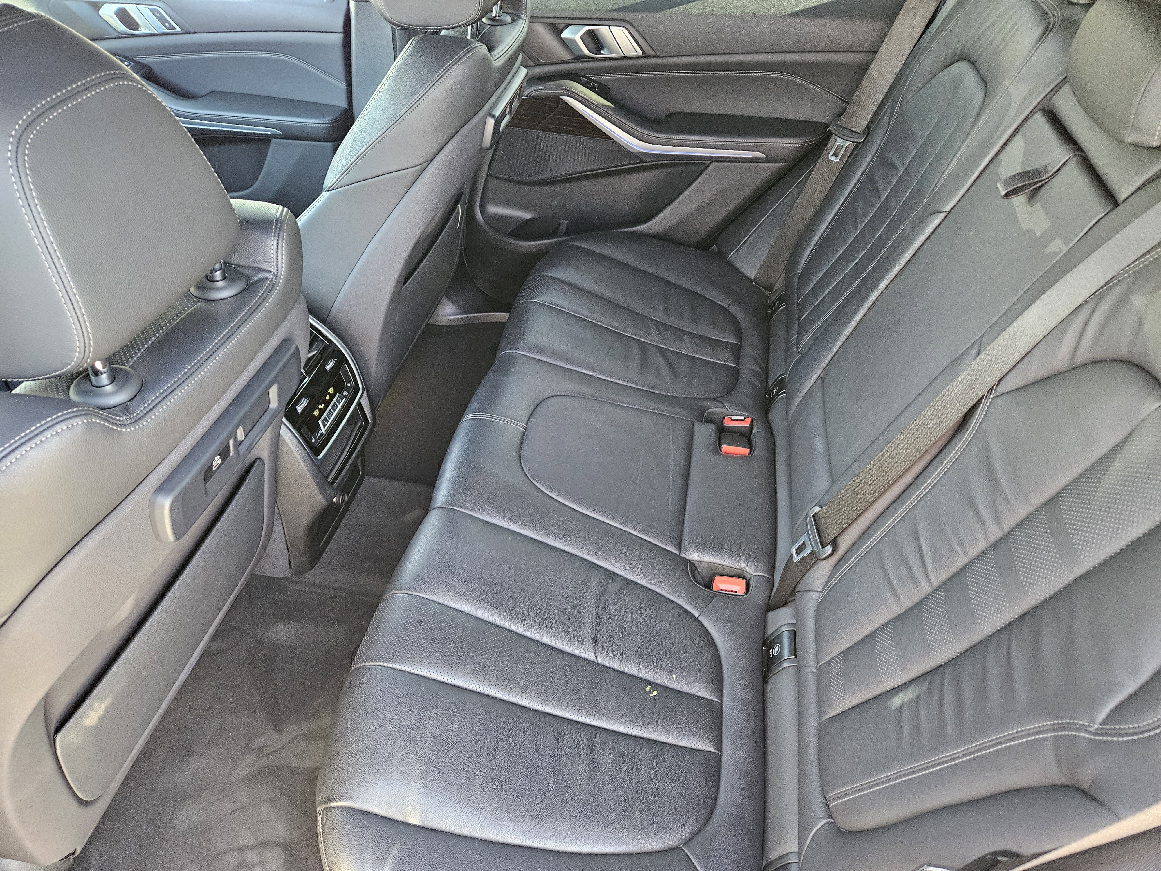 Used 2019 BMW X5 xDrive40i w/ Premium Package image 31