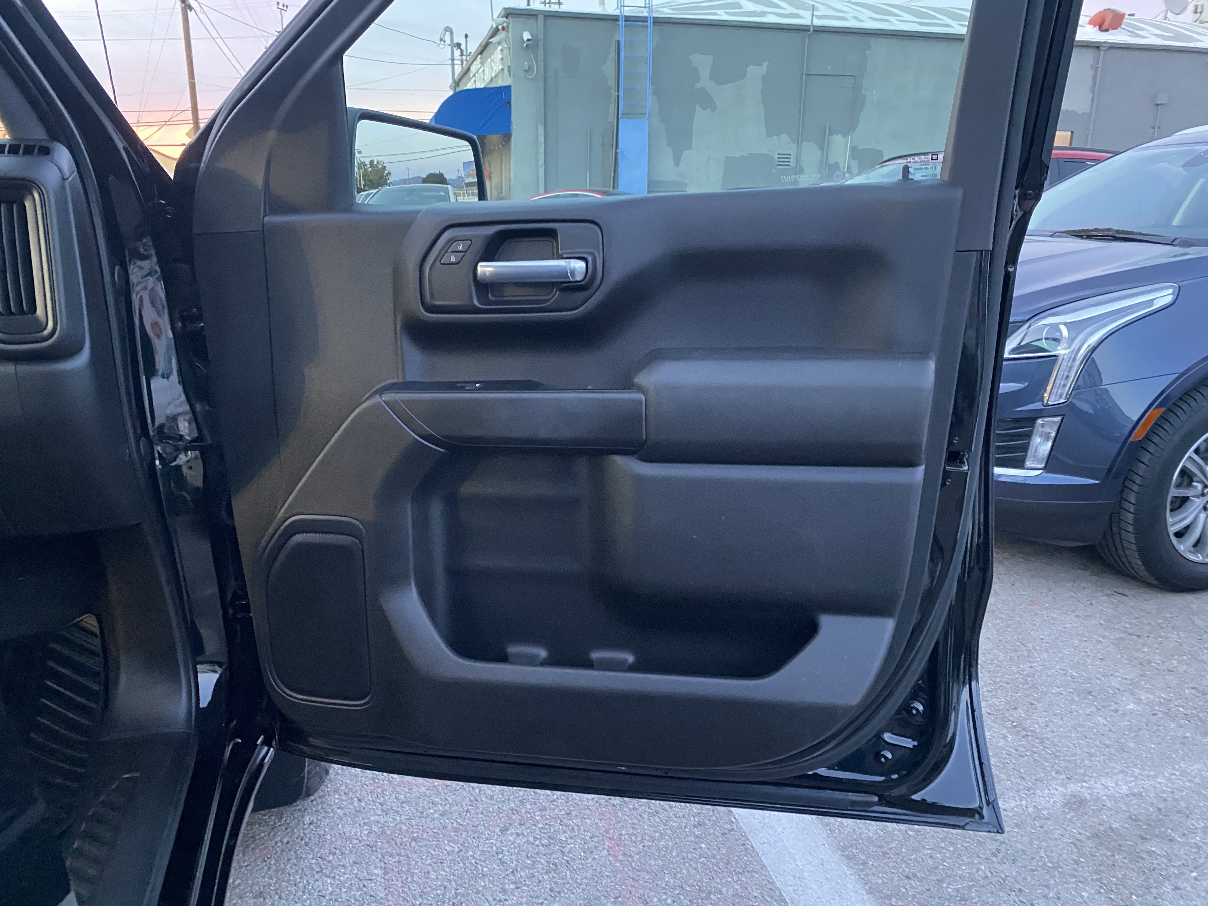 Used 2022 Chevrolet Silverado 1500 Custom image 21