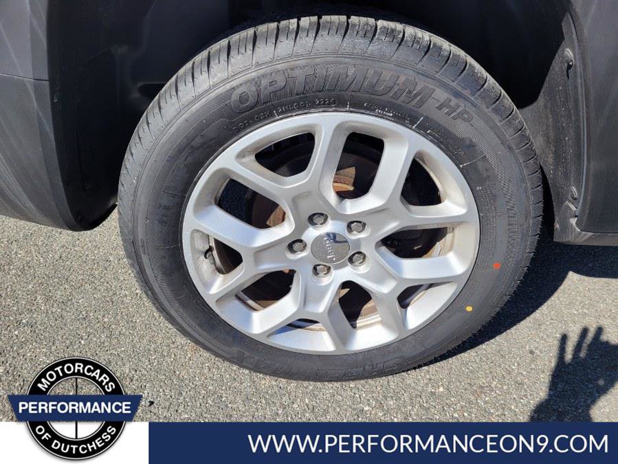 Used 2018 Jeep Renegade Latitude w/ Cold Weather Group AWD/4WD image 10