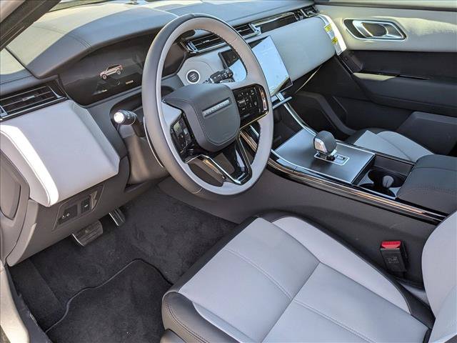 New 2026 Land Rover Range Rover Velar Dynamic SE AWD/4WD image 3