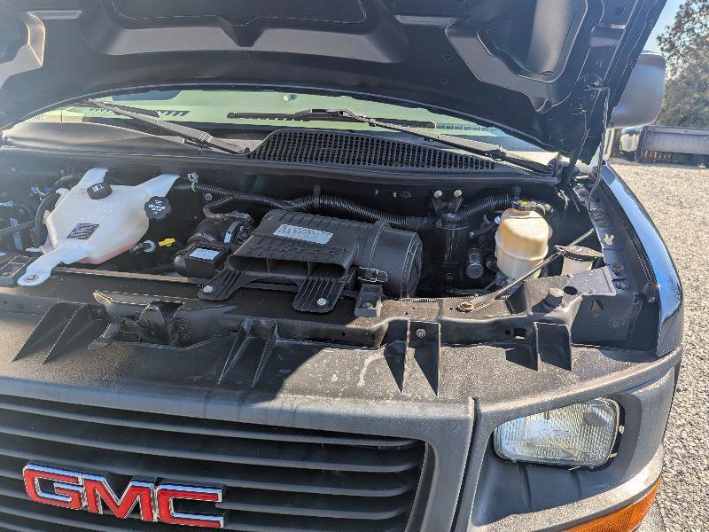 Used 2017 GMC Savana 2500 RWD image 17