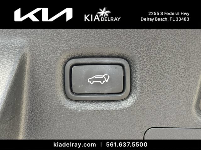 Used 2023 Hyundai Santa Fe Calligraphy w/ Cargo Package FWD image 9