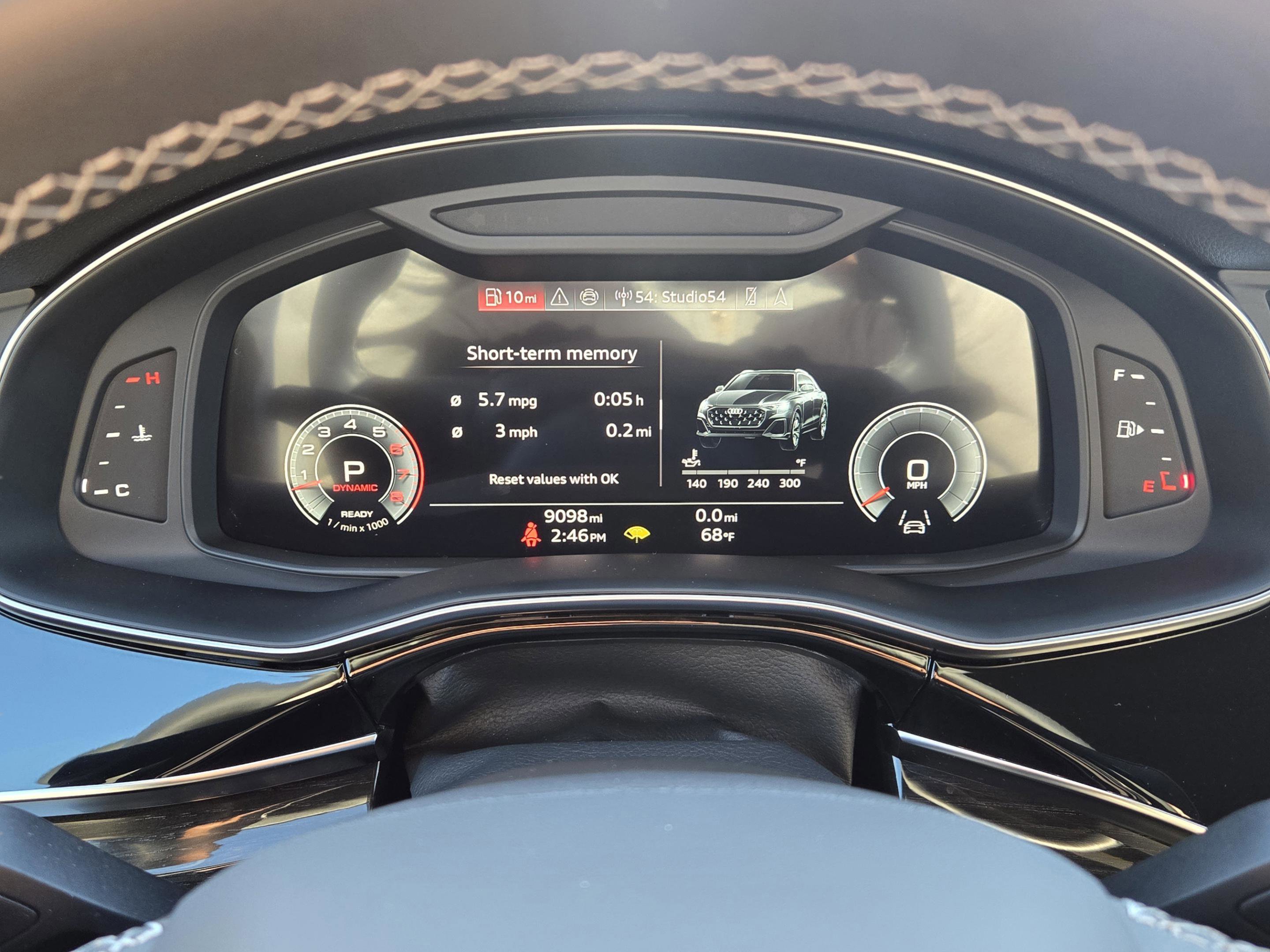 Used 2025 Audi Q8 Prestige w/ Prestige Package image 25