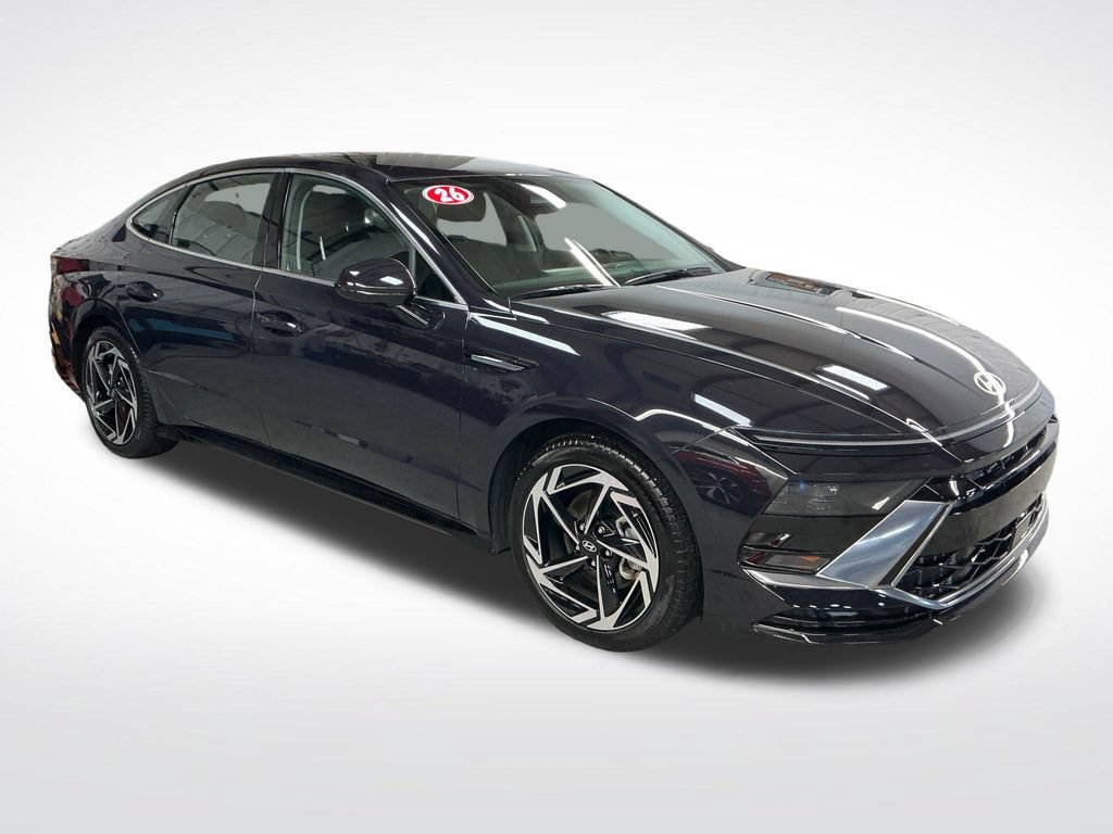 Certified 2026 Hyundai Sonata SEL AWD/4WD image 9