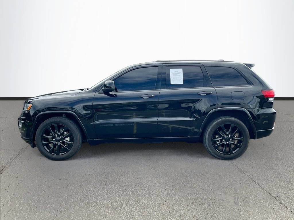 Used 2021 Jeep Grand Cherokee Laredo X RWD image 4