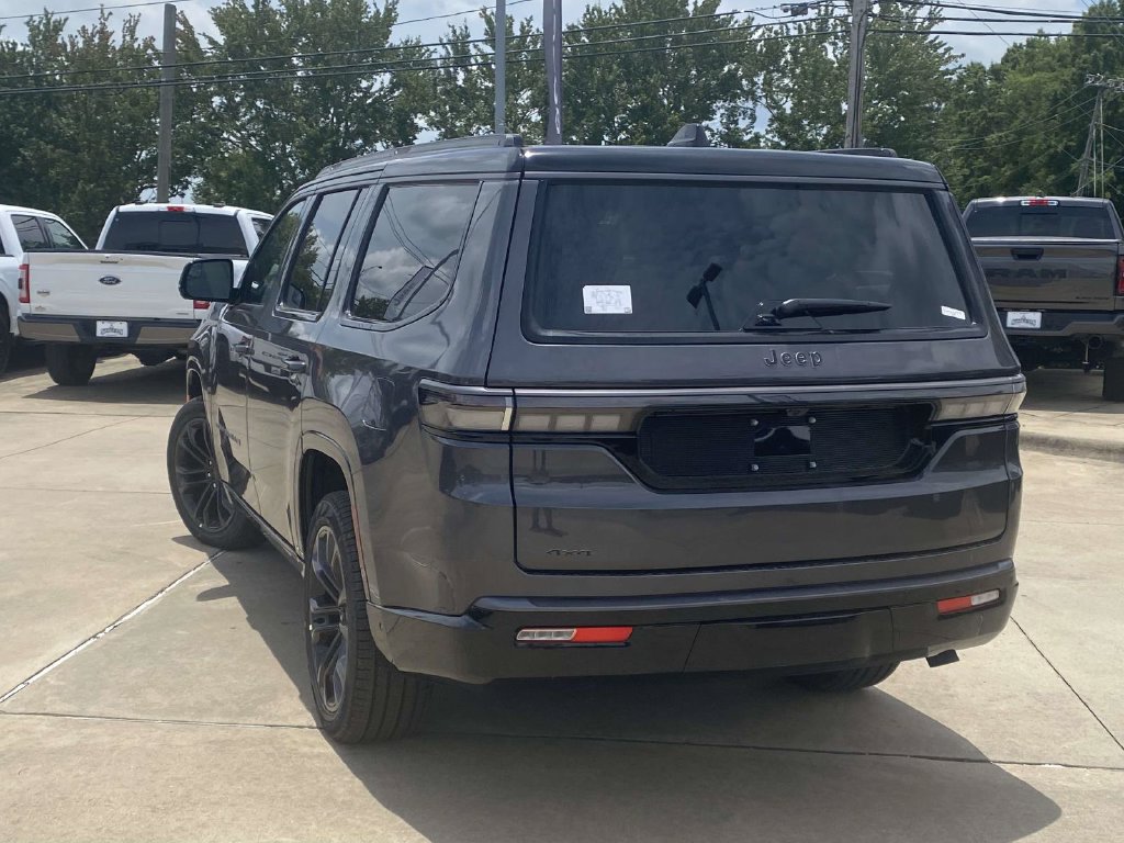 New 2026 Jeep Grand Wagoneer Summit w/ Premium Group III AWD/4WD image 34