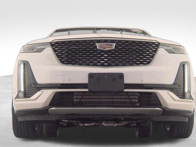 Used 2024 Cadillac XT6 Premium Luxury AWD/4WD image 4
