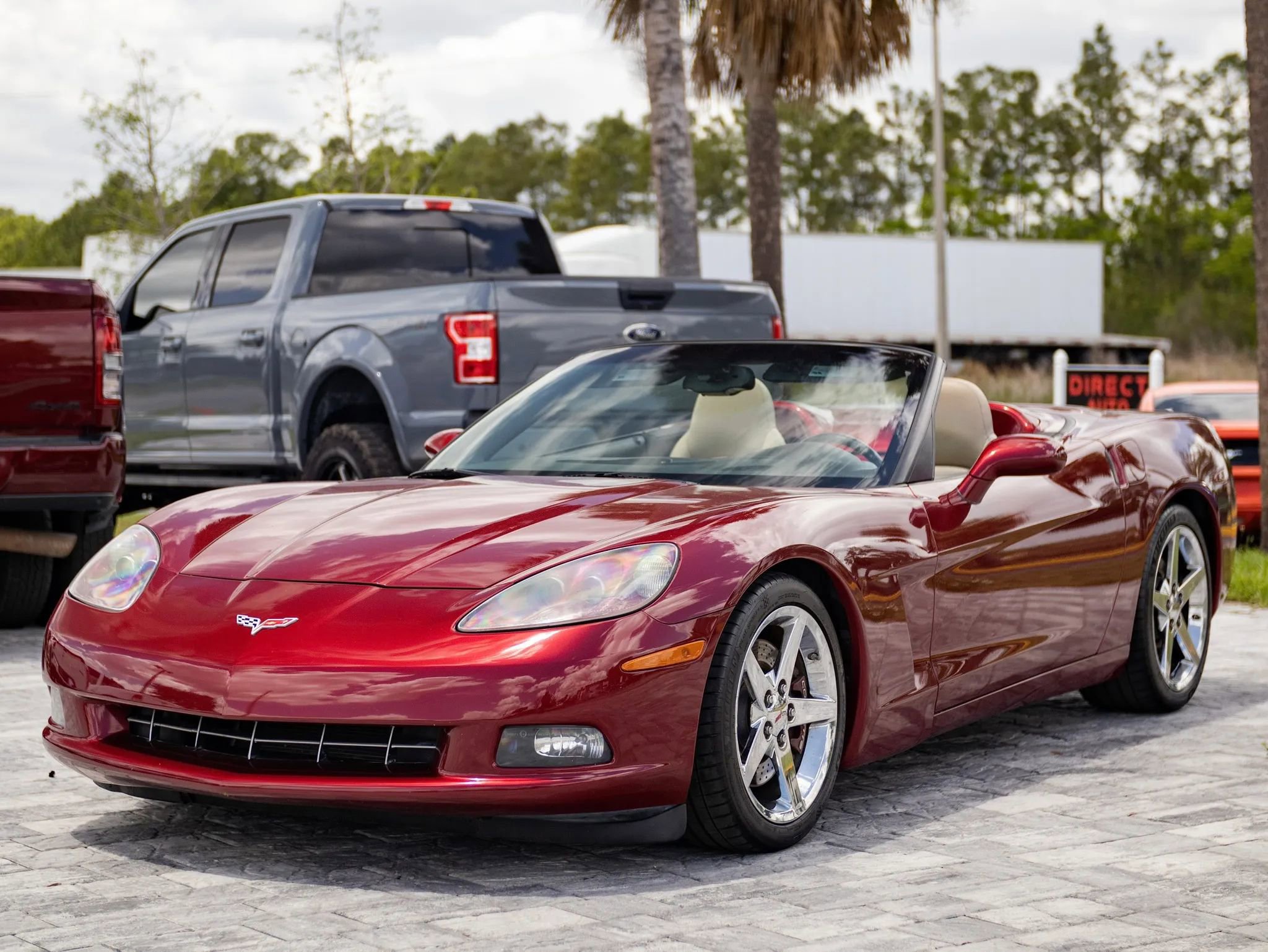 Used 2006 Chevrolet Corvette Convertible w/ Preferred Equipment Group RWD image 9