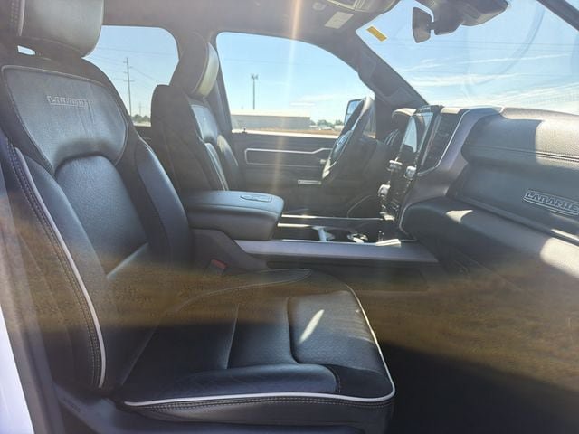 Used 2025 RAM 1500 Laramie AWD/4WD image 14