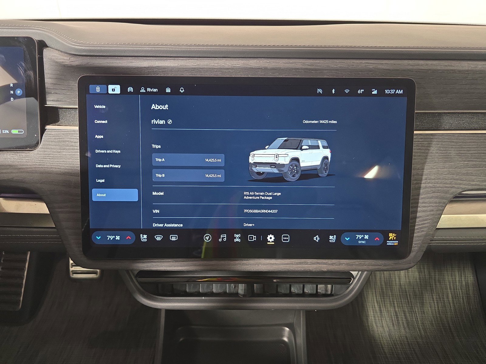 Used 2024 Rivian R1S Adventure AWD/4WD image 29