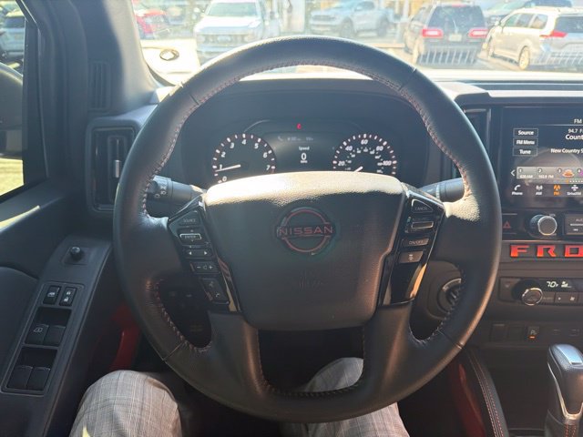 Used 2025 Nissan Frontier PRO-4X AWD/4WD image 17
