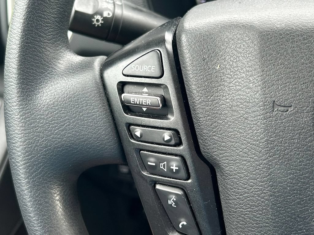 Used 2023 Nissan Frontier SV w/ Technology Package AWD/4WD image 33