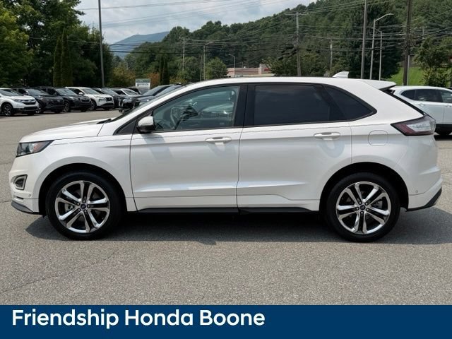 Used 2017 Ford Edge Sport w/ Equipment Group 401A AWD/4WD image 8