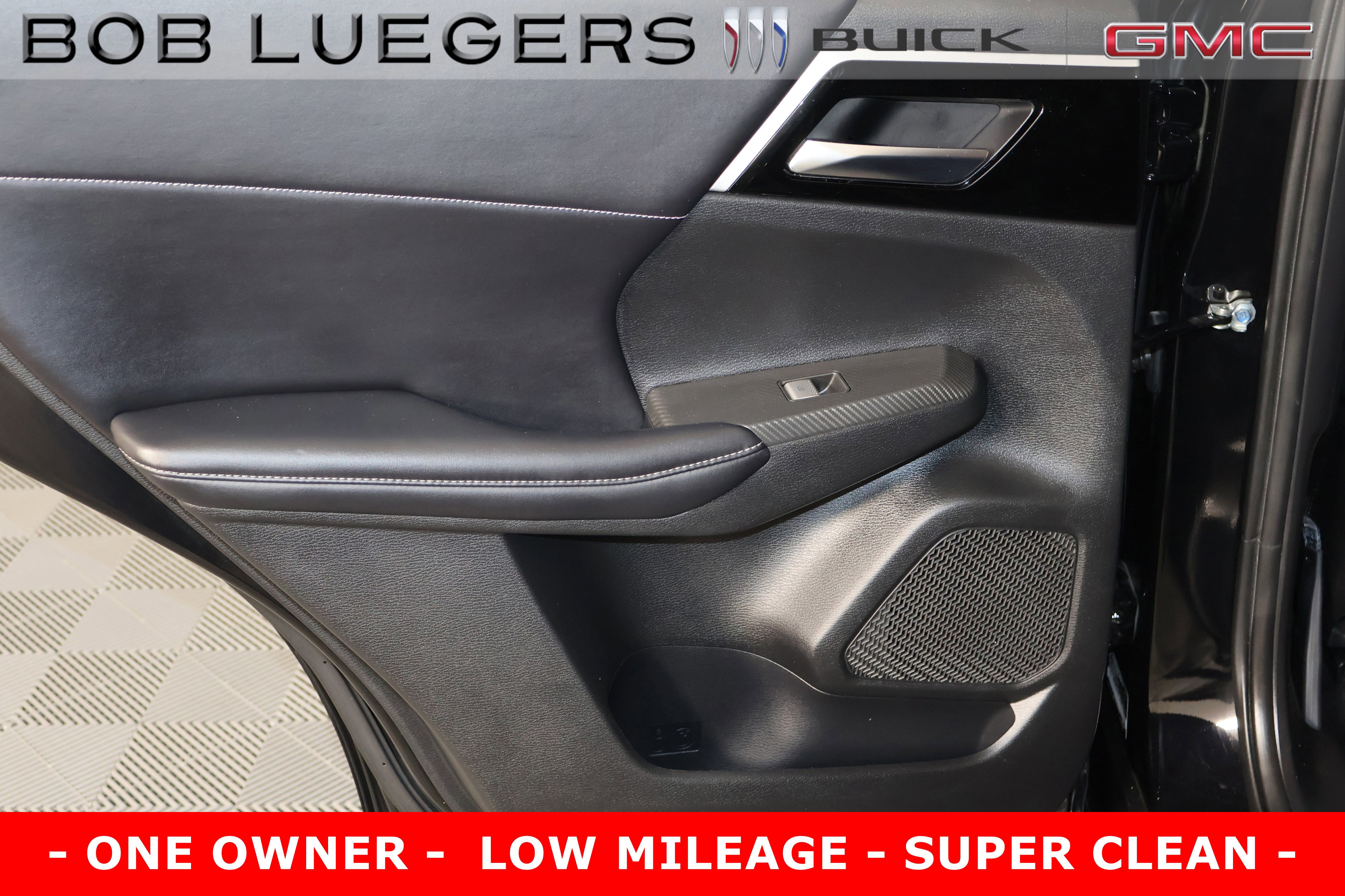 Used 2022 Mitsubishi Outlander SE image 11