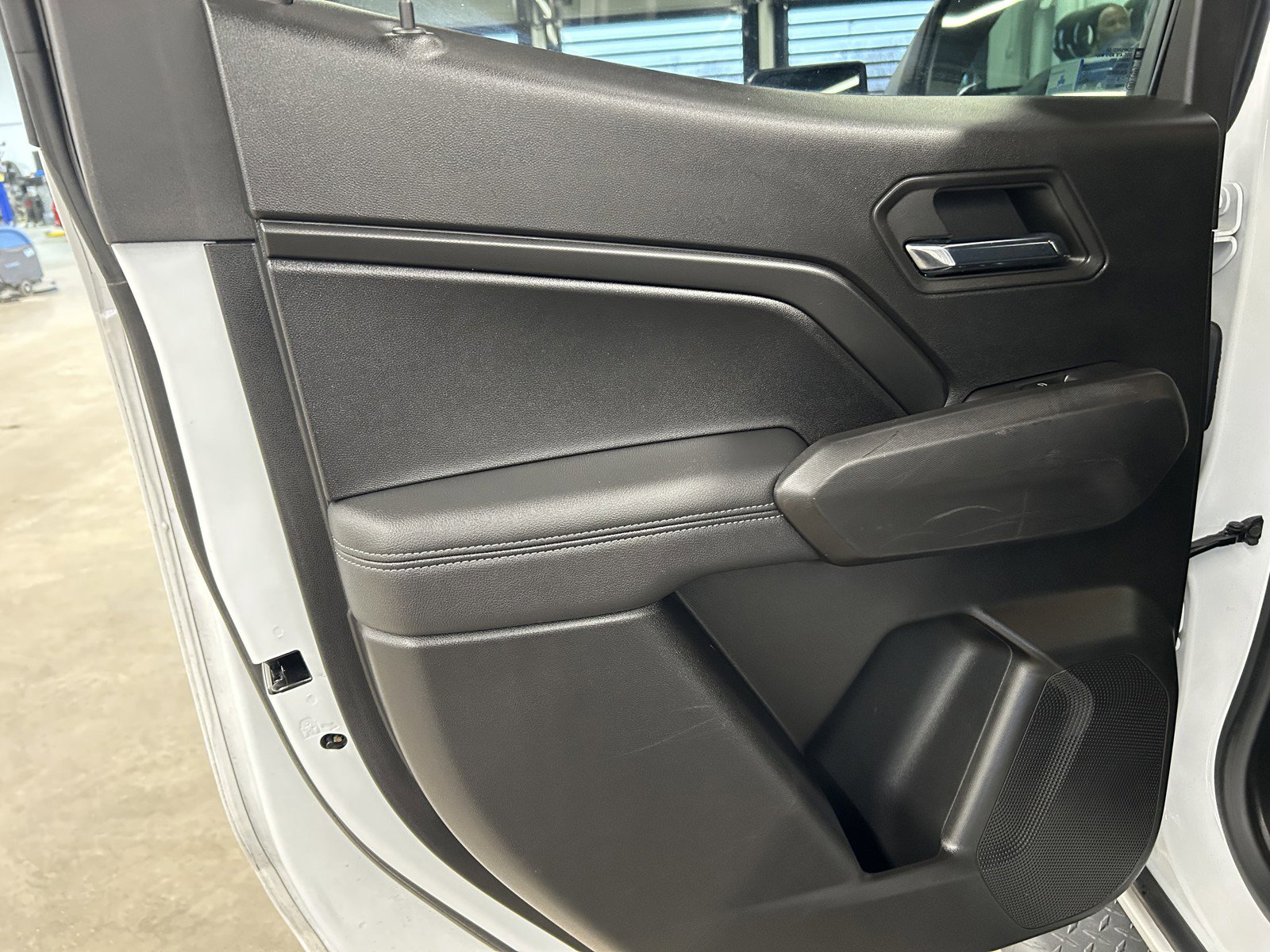 Used 2023 GMC Canyon Elevation w/ Convenience Package image 13