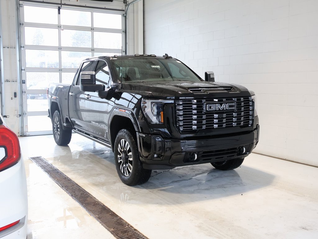 Certified 2025 GMC Sierra 2500 Denali Ultimate image 2