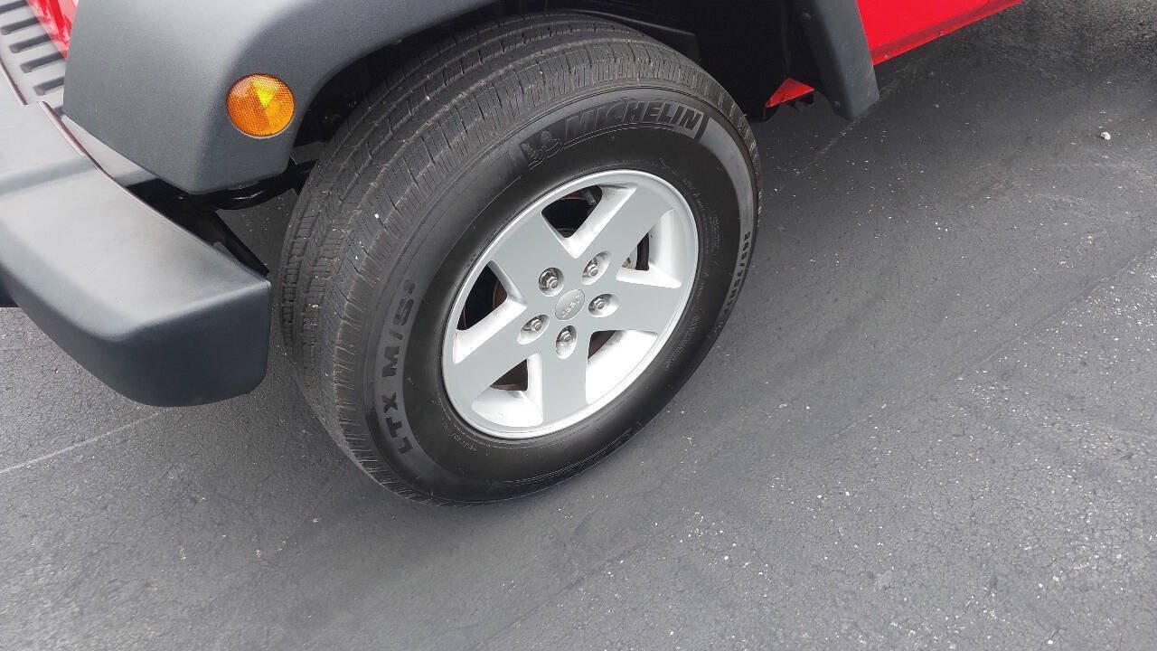 Used 2014 Jeep Wrangler Sport AWD/4WD image 3
