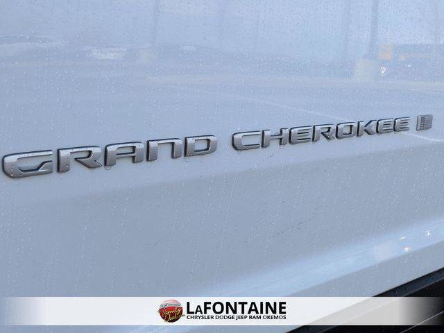 Certified 2024 Jeep Grand Cherokee L Limited w/ Luxury Tech Group II image 10