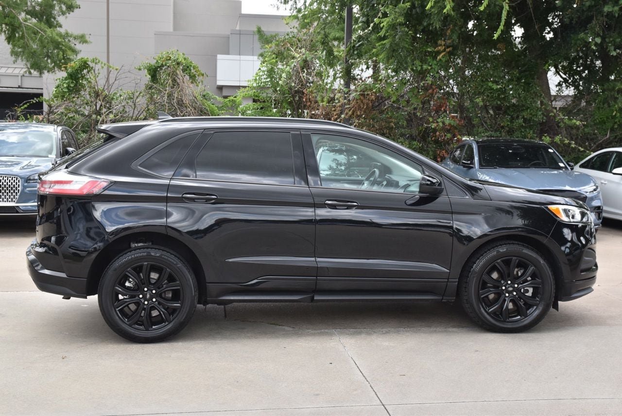 Used 2022 Ford Edge SE w/ Black Appearance Package AWD/4WD image 6