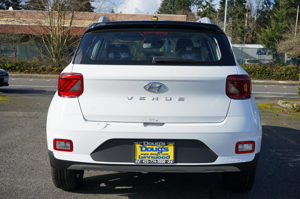 New 2025 Hyundai Venue Limited FWD image 5