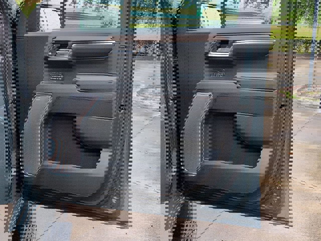 Certified 2026 Chevrolet Silverado 1500 High Country w/ Technology Package image 21