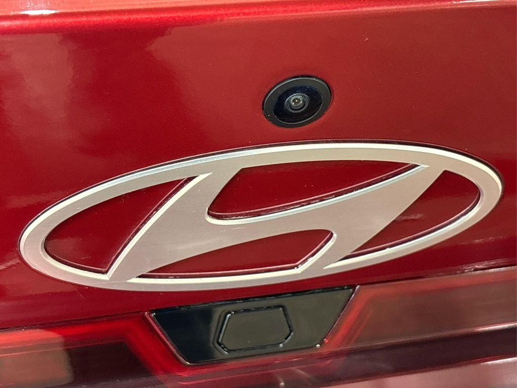 Used 2024 Hyundai Elantra SEL image 14