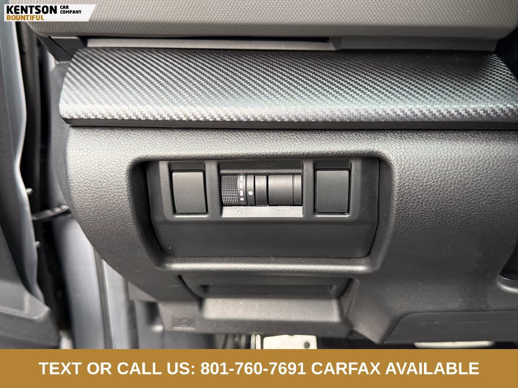 Used 2025 Subaru Crosstrek 2.5i Sport AWD/4WD image 18