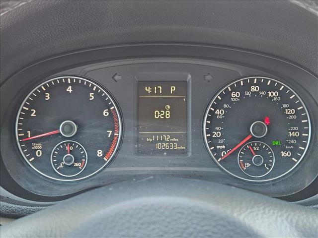 Used 2015 Volkswagen Passat 1.8T Limited Edition FWD image 9