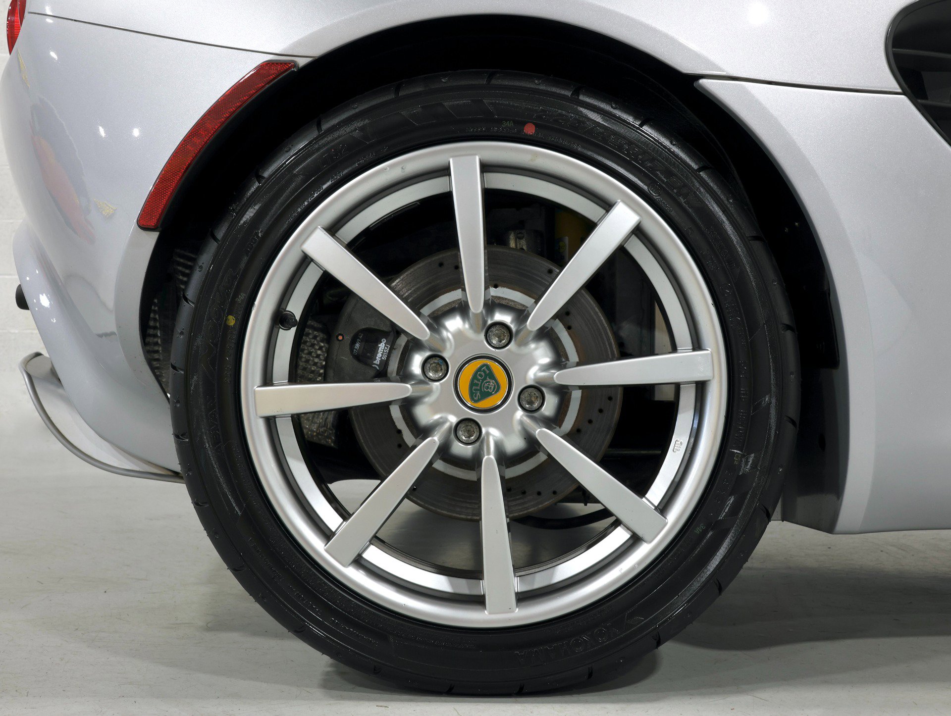 Used 2005 Lotus Elise image 42