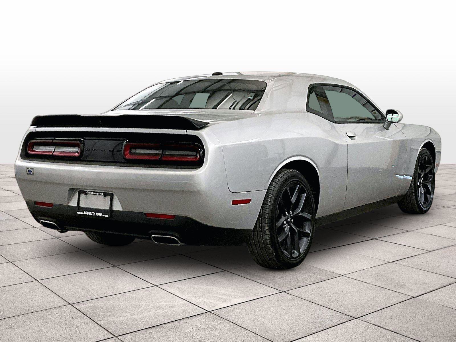 Used 2022 Dodge Challenger SXT w/ Blacktop Package image 11
