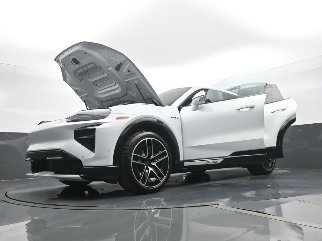 New 2026 Porsche Cayenne Turbo AWD/4WD image 31