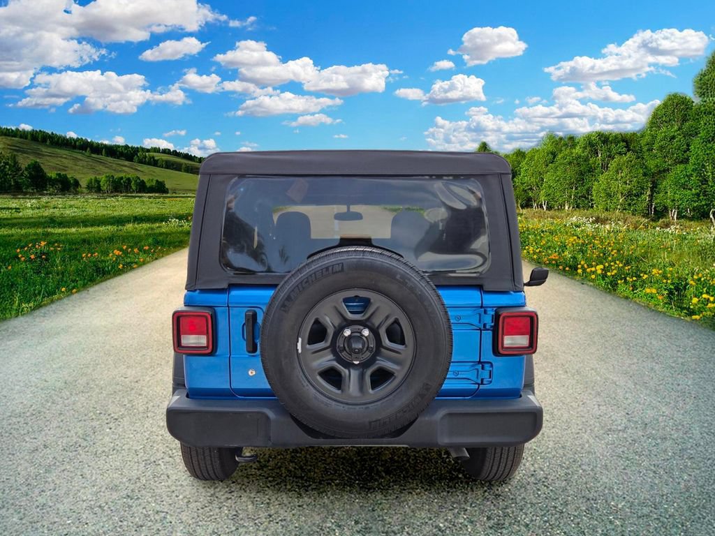Used 2023 Jeep Wrangler Sport AWD/4WD image 5